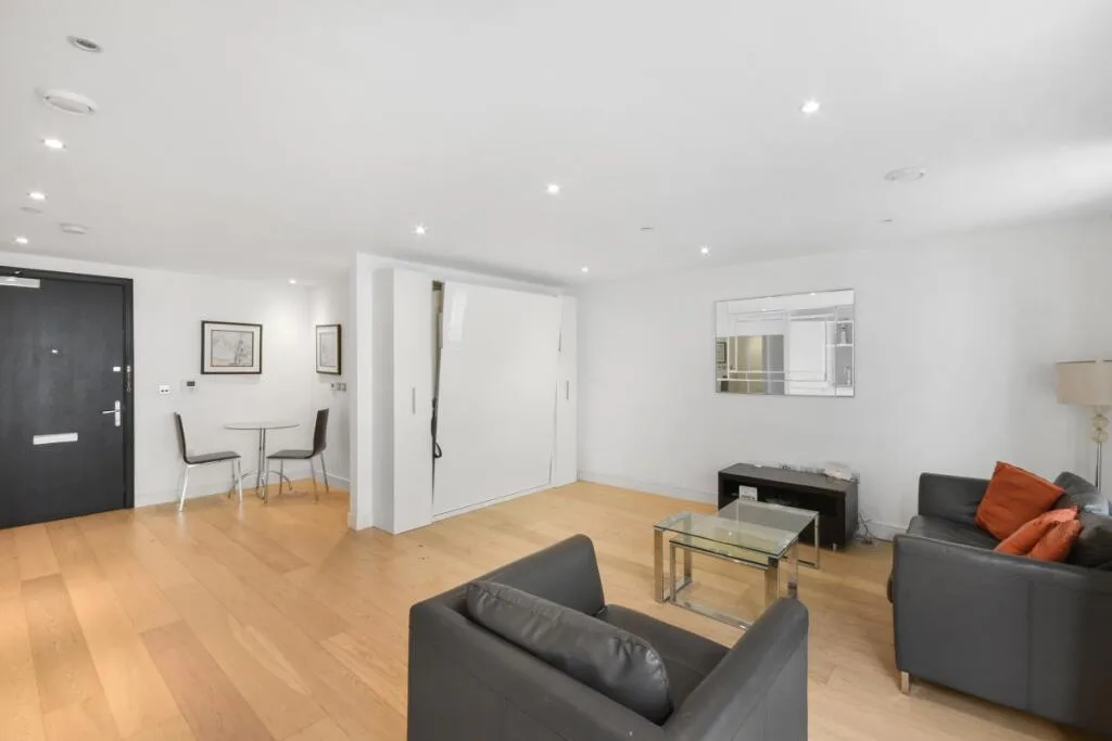 Studio apartment for rent