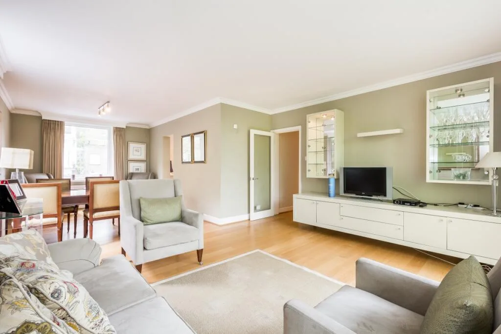 3 bedroom flat for rent