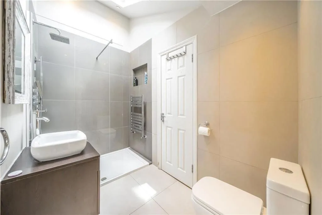 4 bedroom house for rent