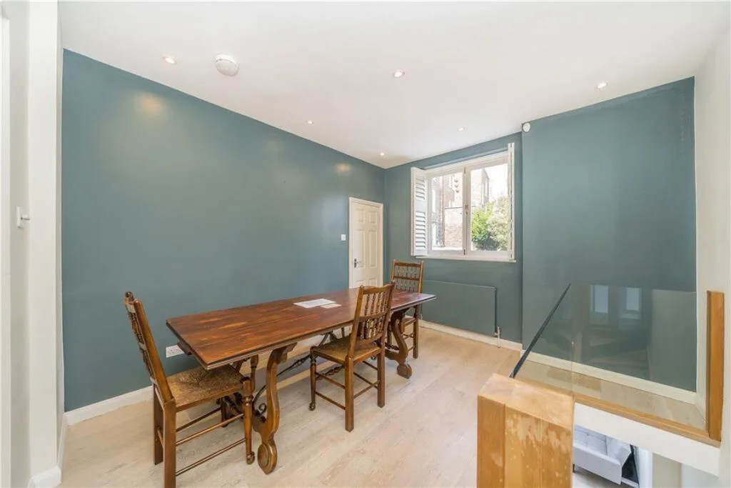 4 bedroom house for rent