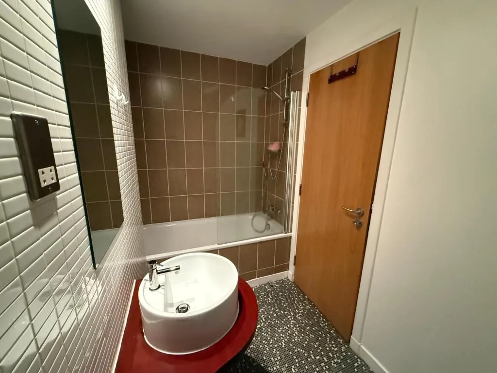 1 bedroom ground floor flat for rent
