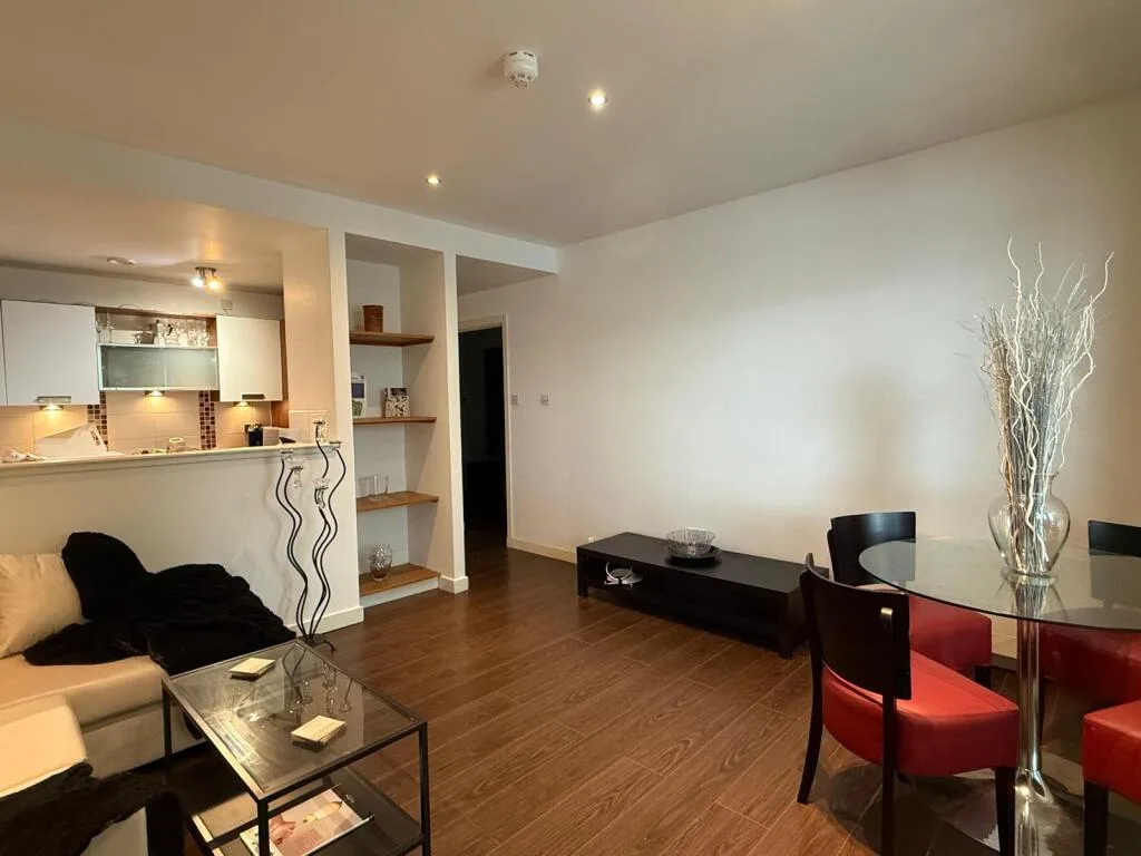 1 bedroom ground floor flat for rent