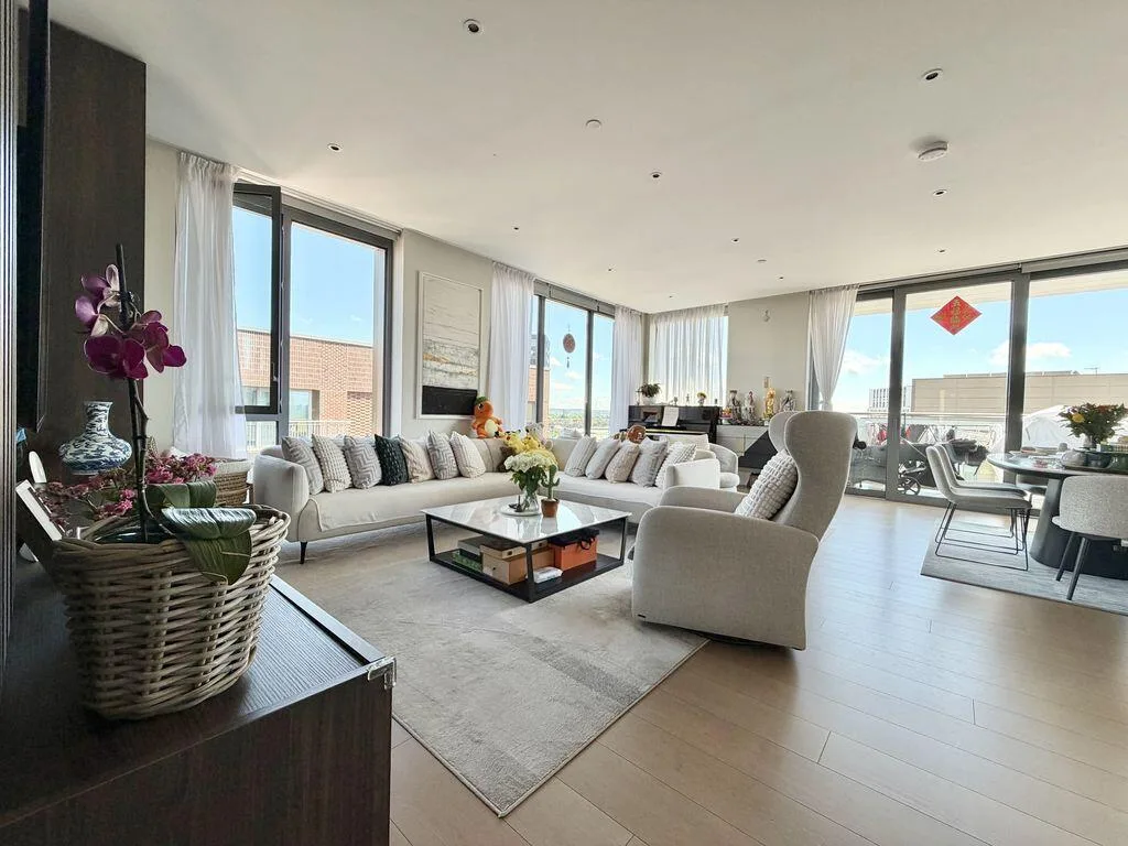 3 bedroom flat for rent