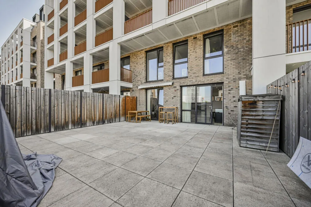 3 bedroom maisonette for rent