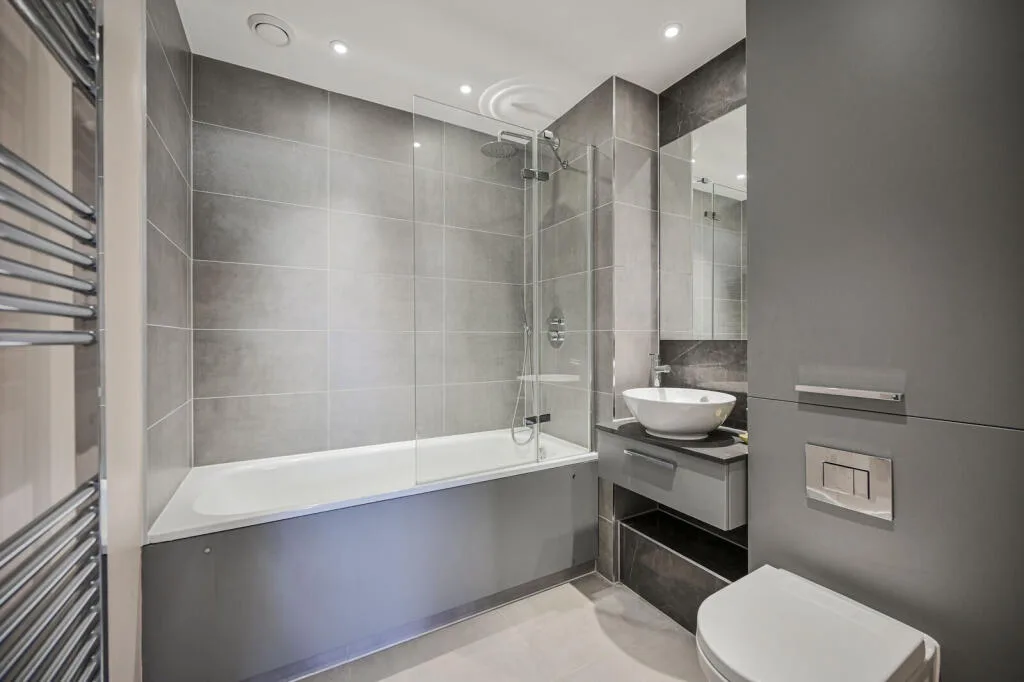 3 bedroom maisonette for rent