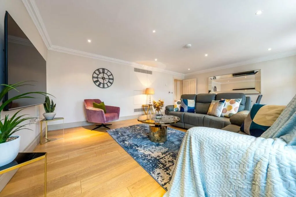 2 bedroom apartment for rent