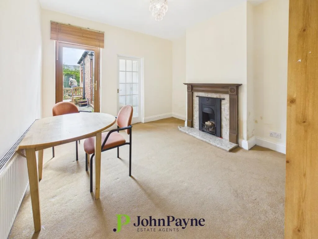2 bedroom terraced house for rent
