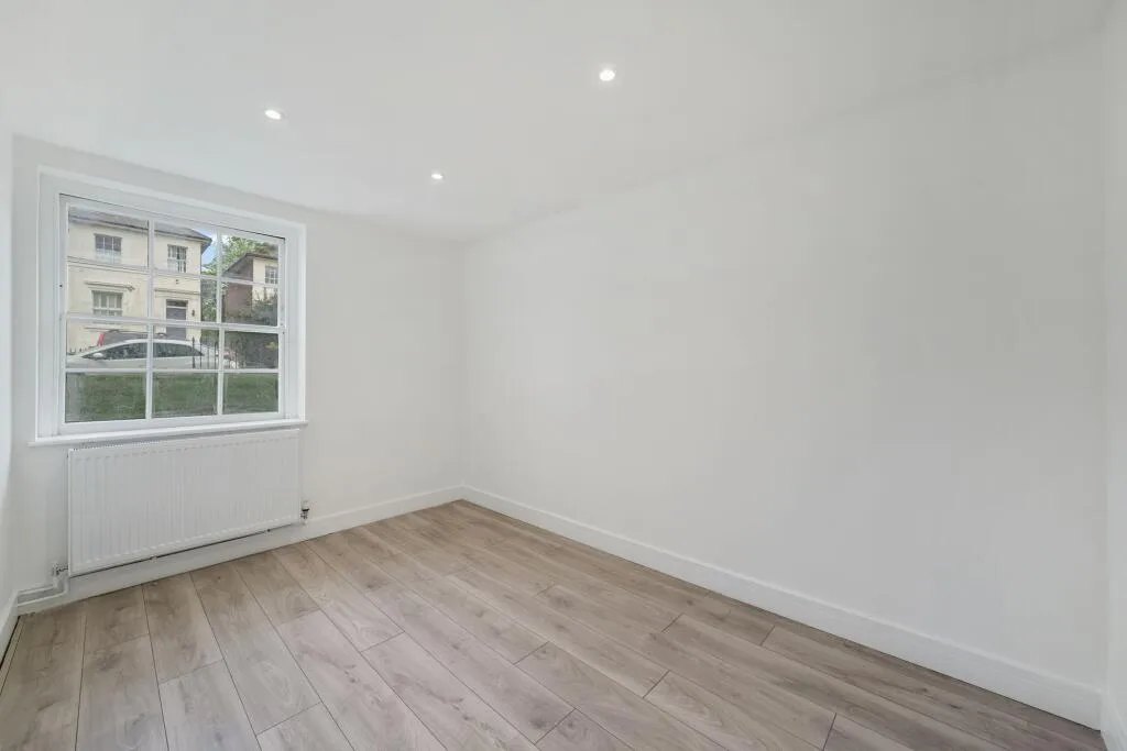 3 bedroom ground floor flat for rent