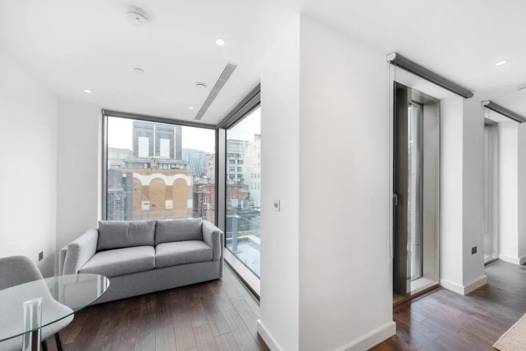 Studio flat for rent