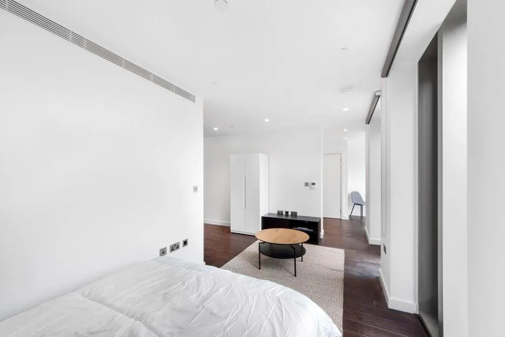 Studio flat for rent