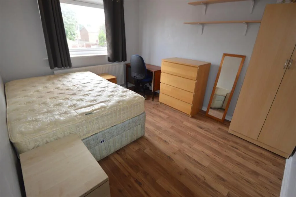 4 bedroom house for rent