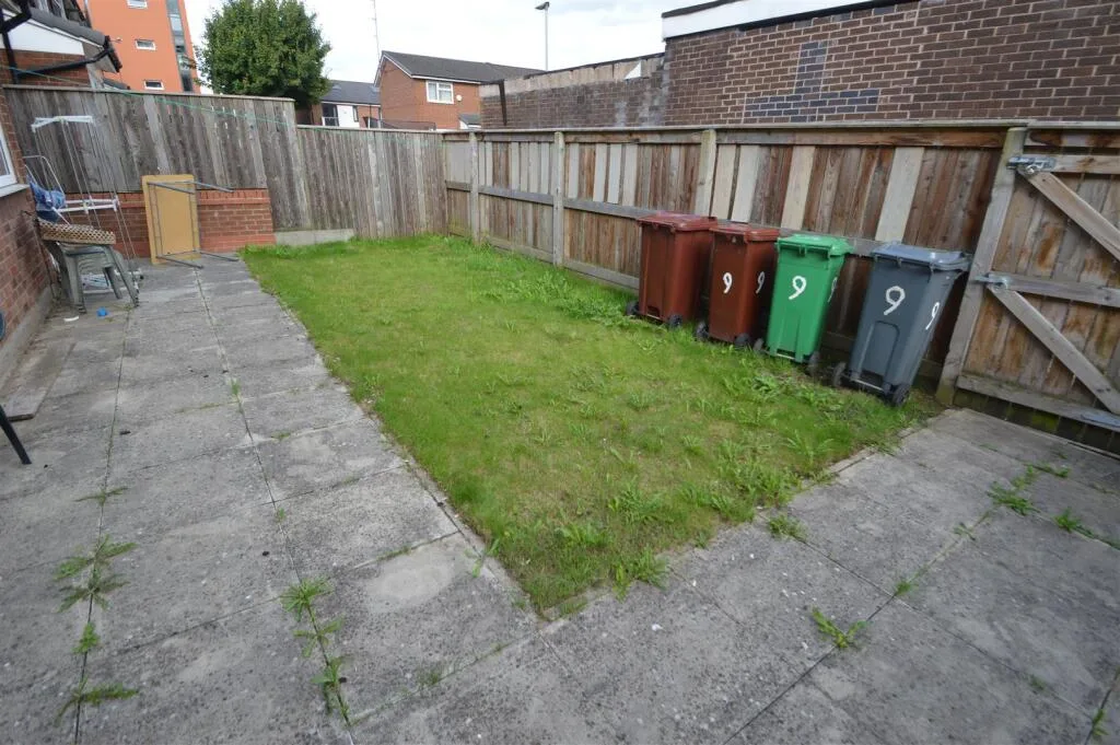 4 bedroom house for rent