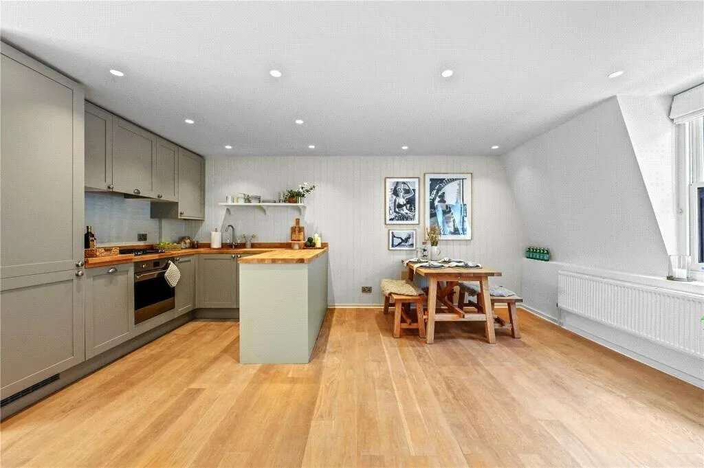 2 bedroom house for rent