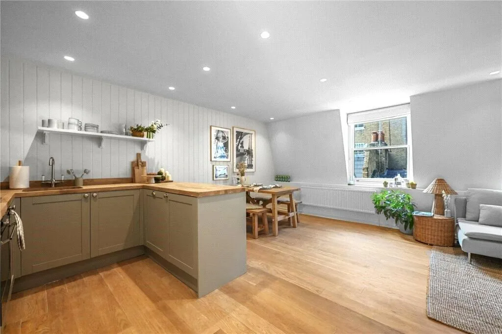 2 bedroom house for rent