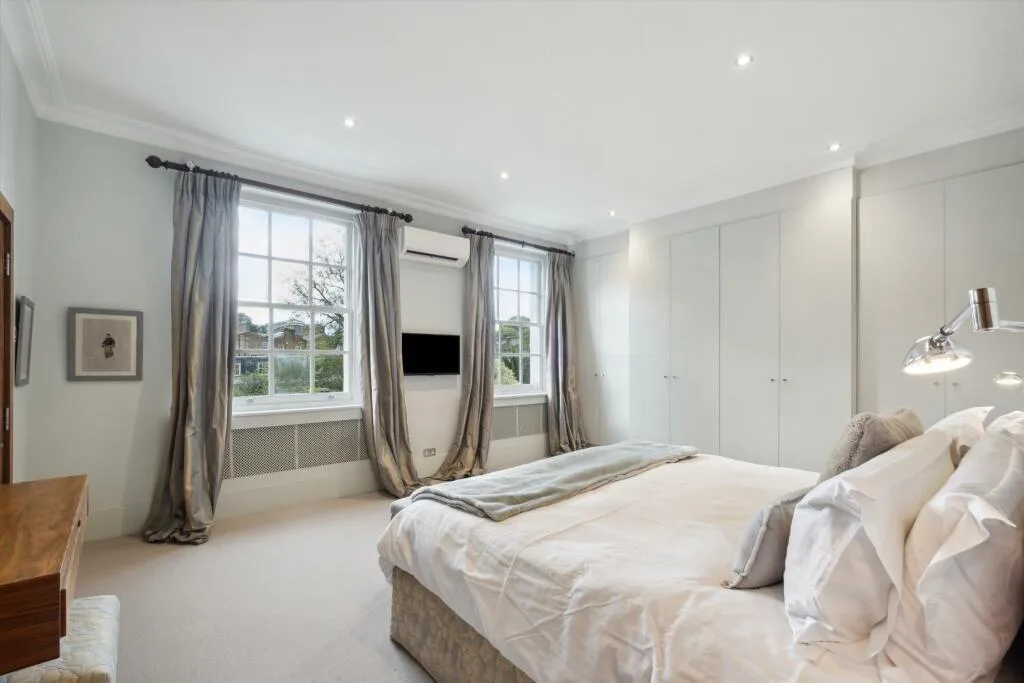 5 bedroom terraced house for rent