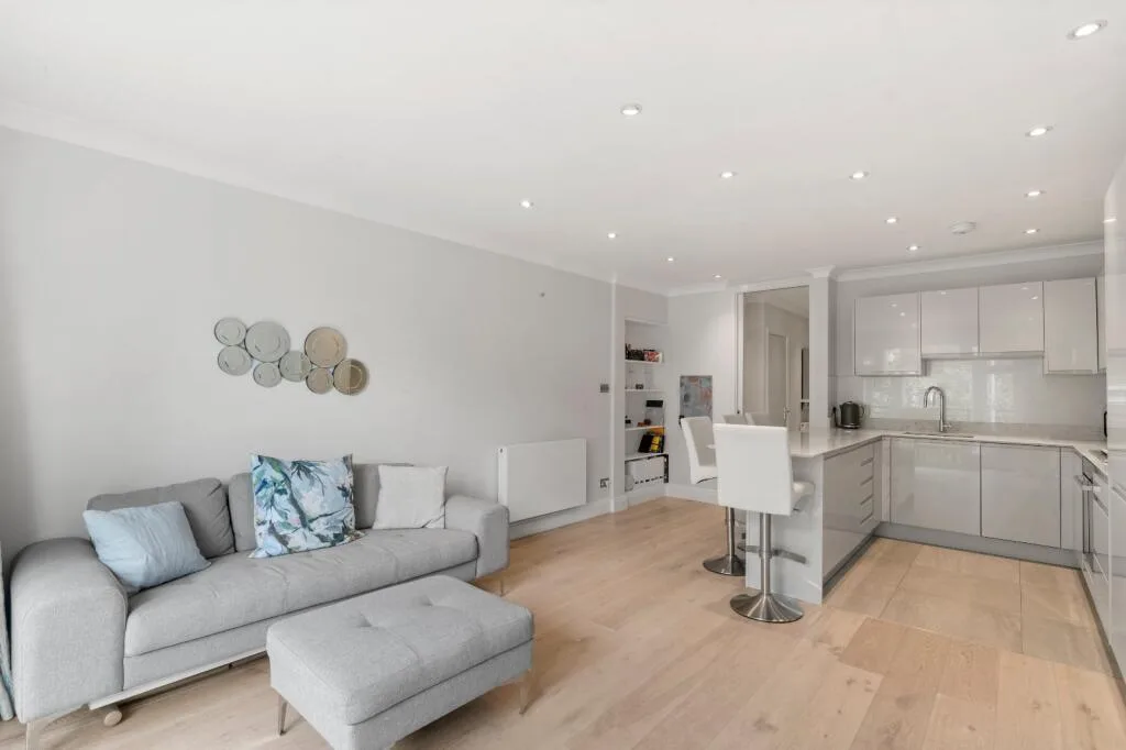 2 bedroom flat for rent