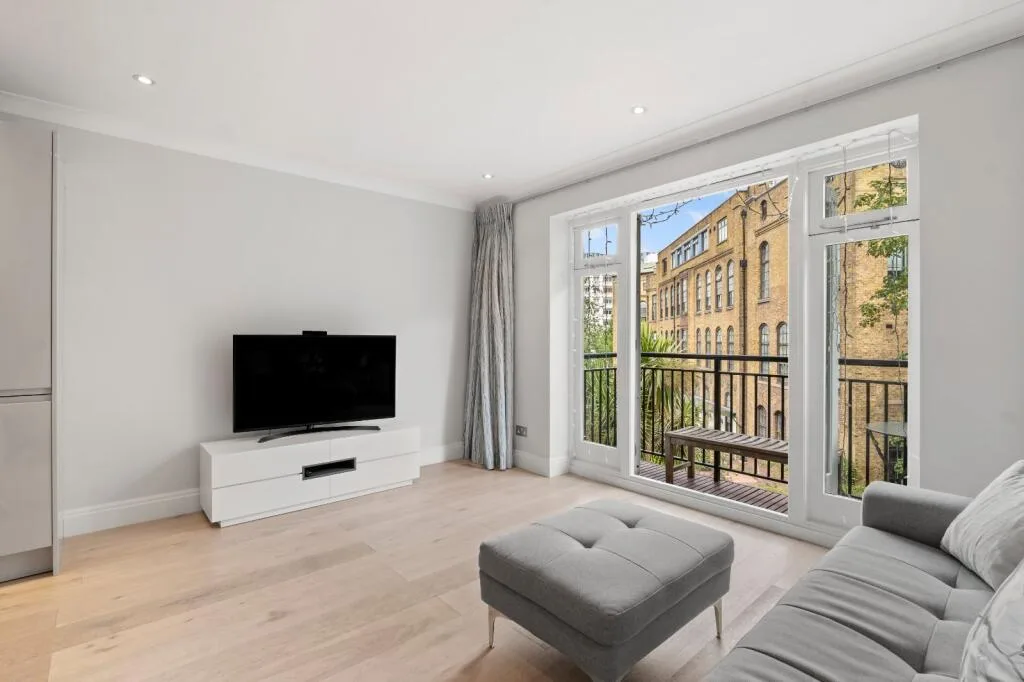 2 bedroom flat for rent