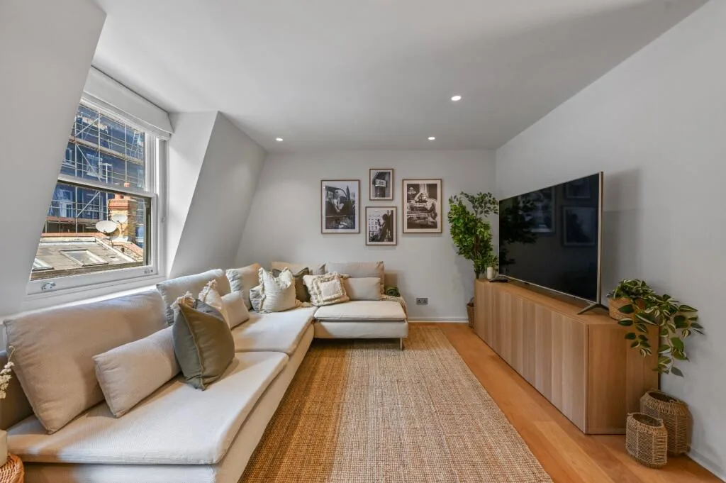 2 bedroom flat for rent