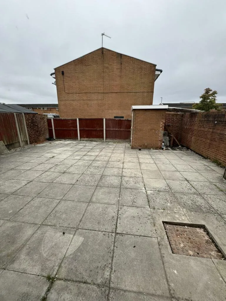 4 bedroom terraced house for rent