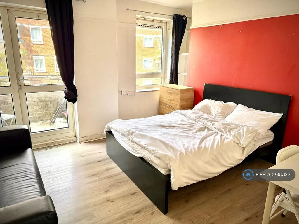 4 bedroom flat for rent