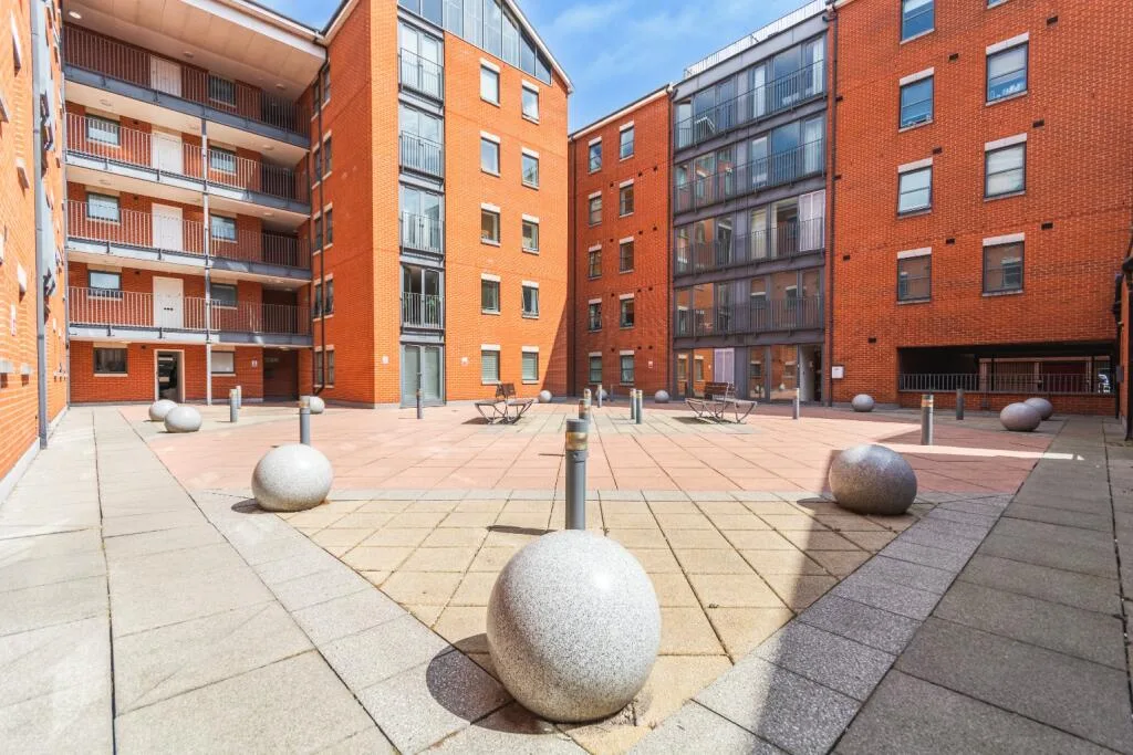 2 bedroom apartment for rent