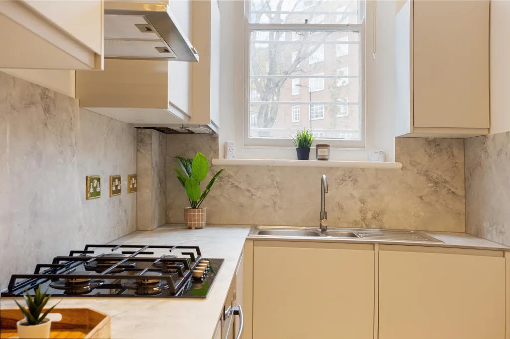 3 bedroom flat for rent