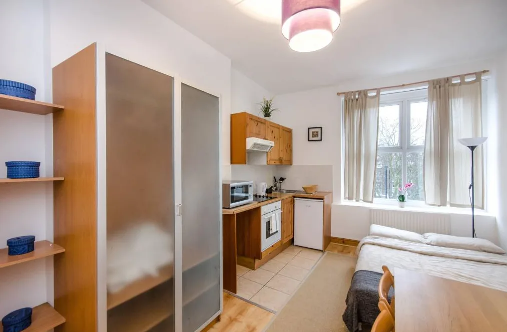 Studio apartment for rent