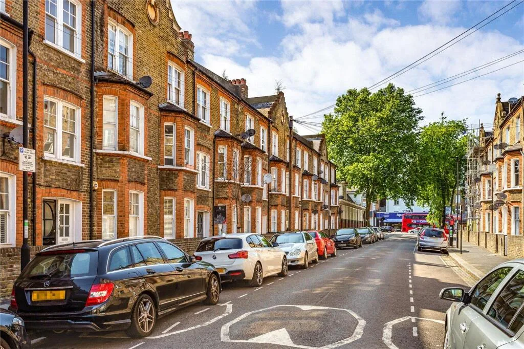 3 bedroom apartment for rent