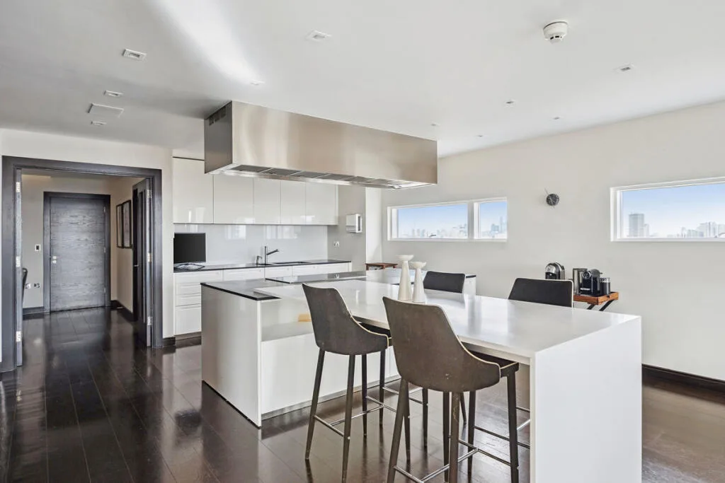 5 bedroom apartment for rent