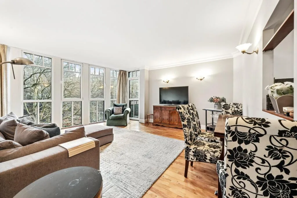 3 bedroom flat for rent