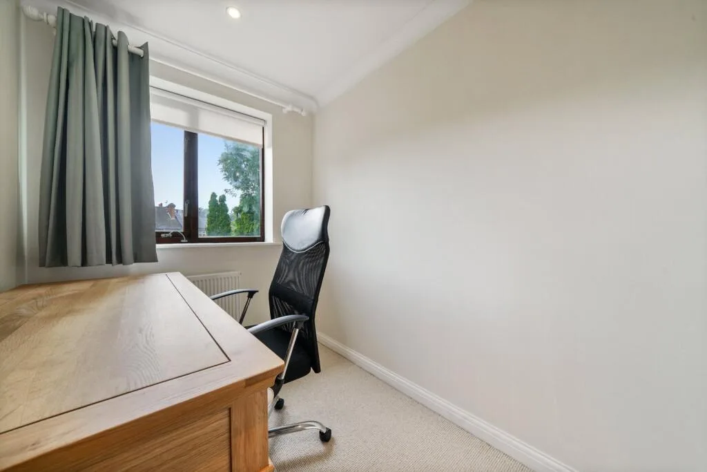 2 bedroom semi-detached house for rent