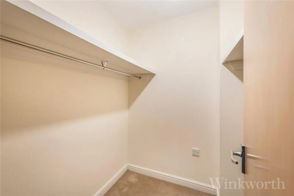 3 bedroom semi-detached house for rent