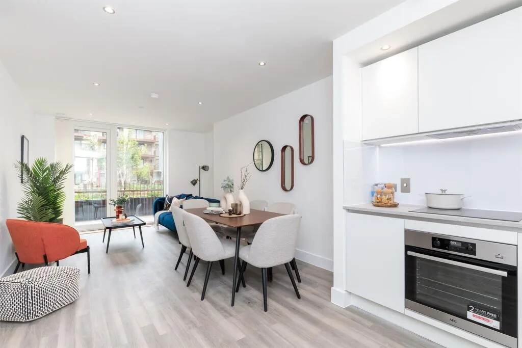 3 bedroom flat for rent