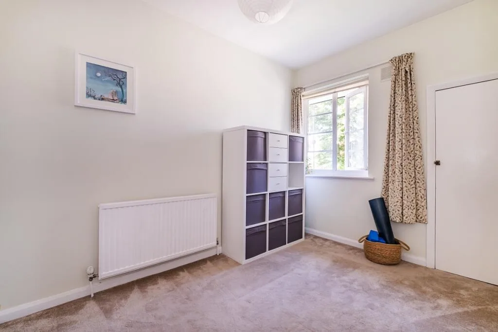 2 bedroom maisonette for rent