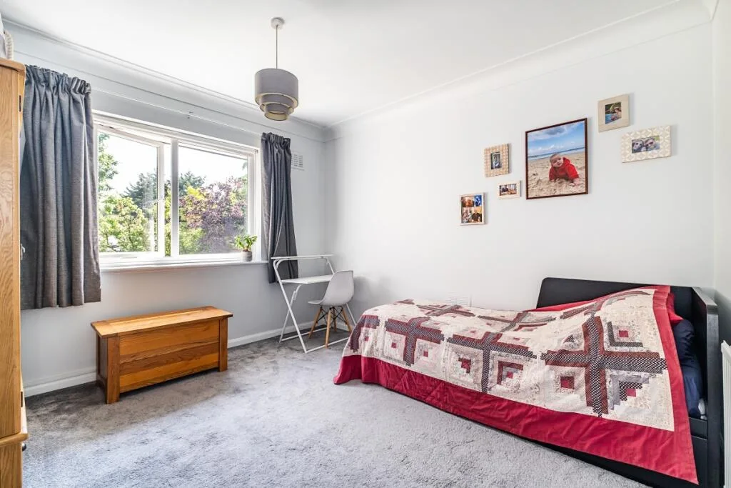 2 bedroom maisonette for rent