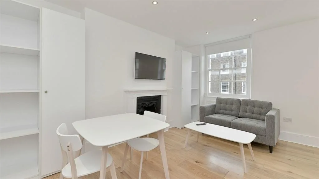 Studio flat for rent