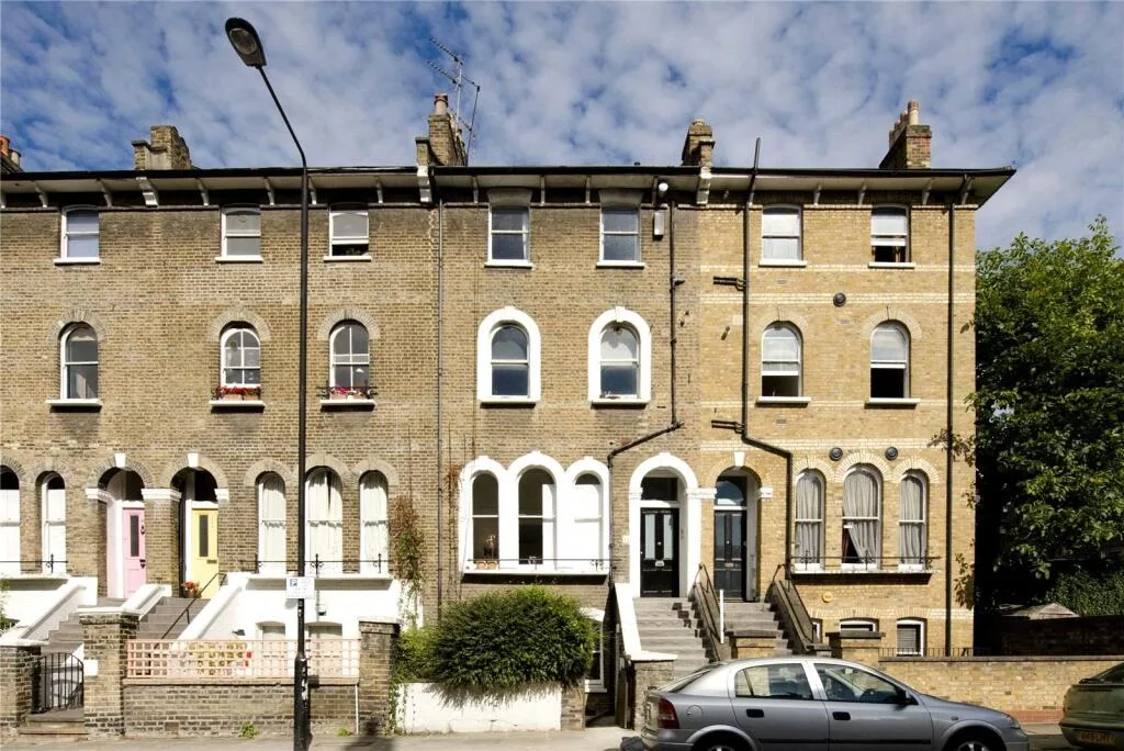 2 bedroom terraced house for rent