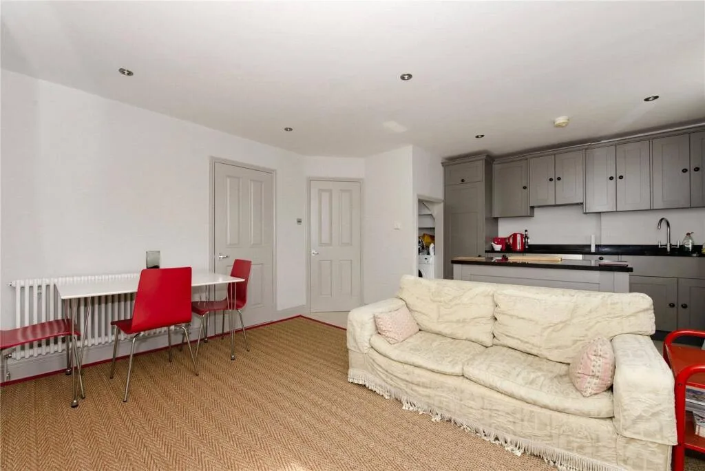 2 bedroom terraced house for rent
