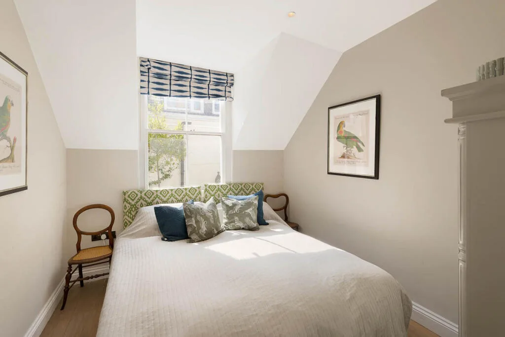 2 bedroom mews property for rent