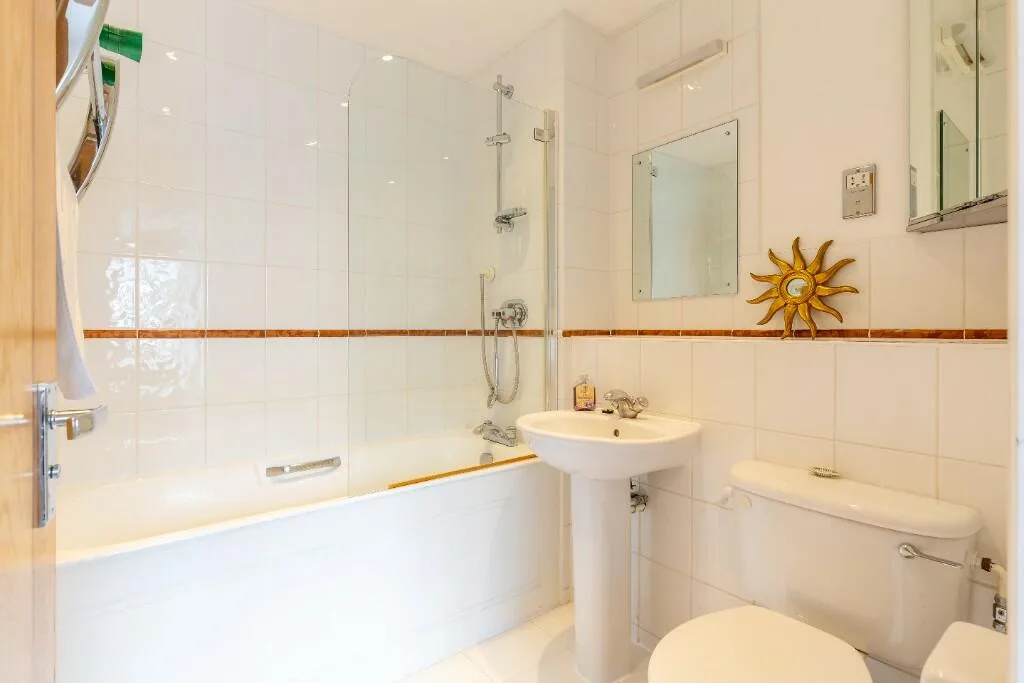 2 bedroom penthouse for rent