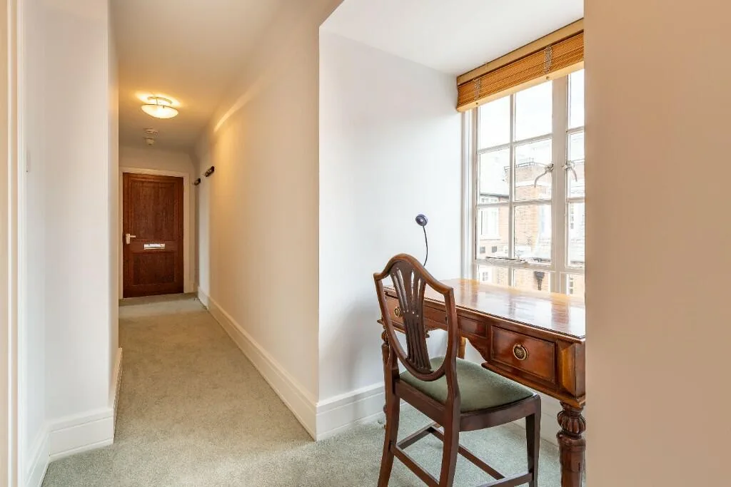 2 bedroom penthouse for rent