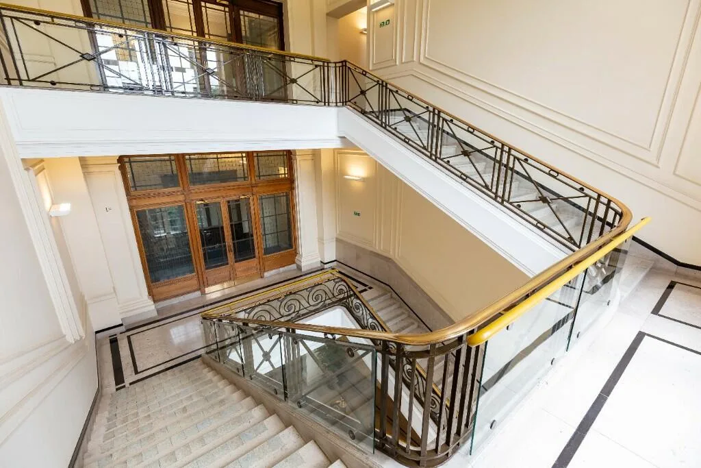 2 bedroom penthouse for rent