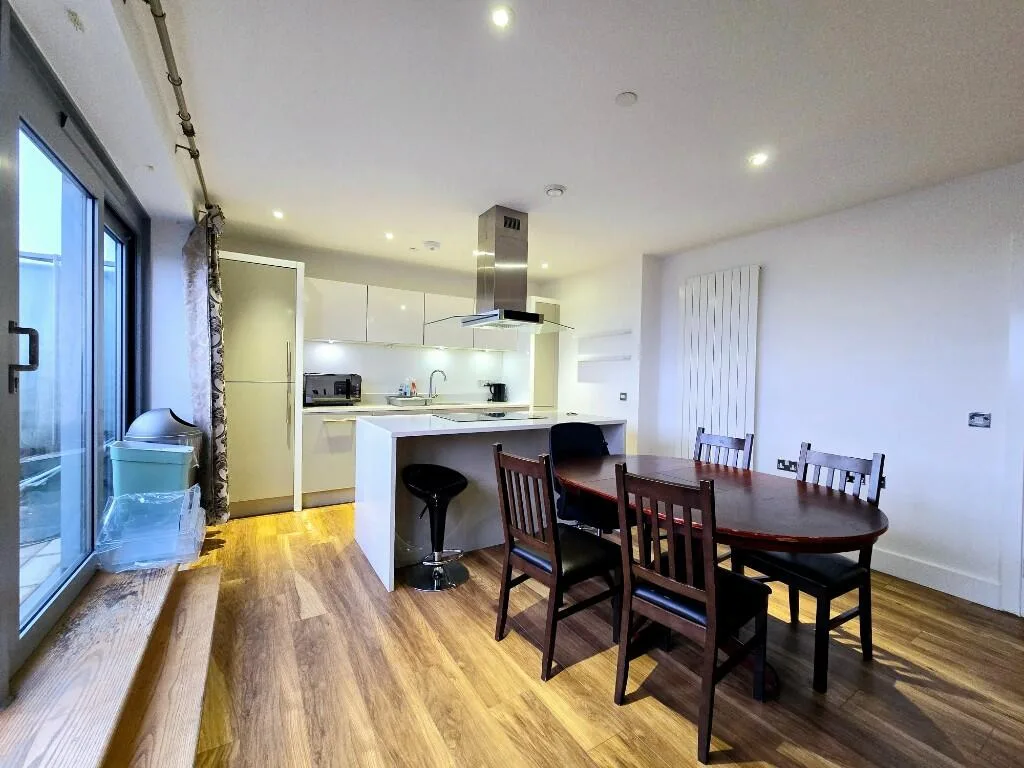 3 bedroom apartment for rent