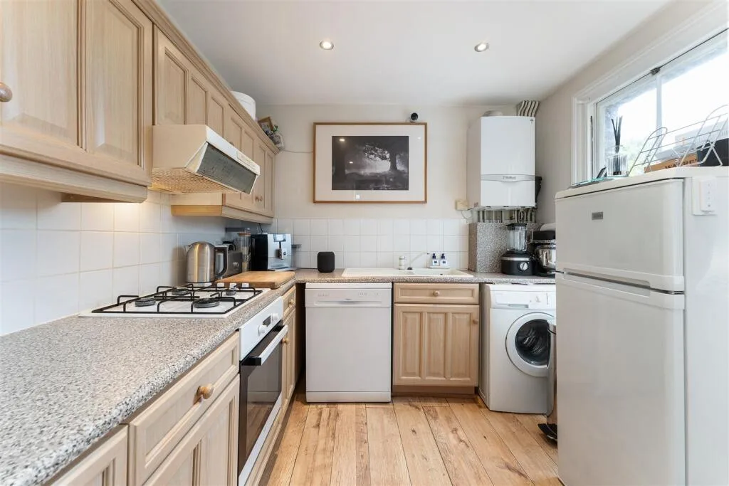 2 bedroom terraced house for rent