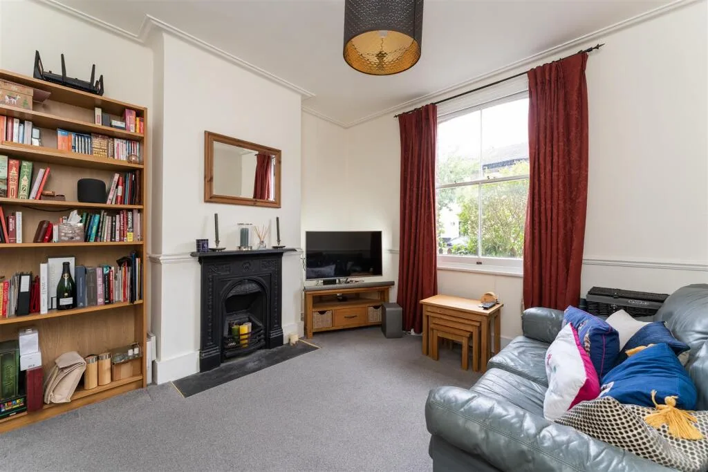 2 bedroom terraced house for rent