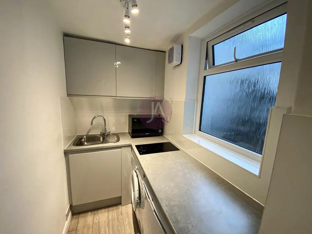 Studio apartment for rent