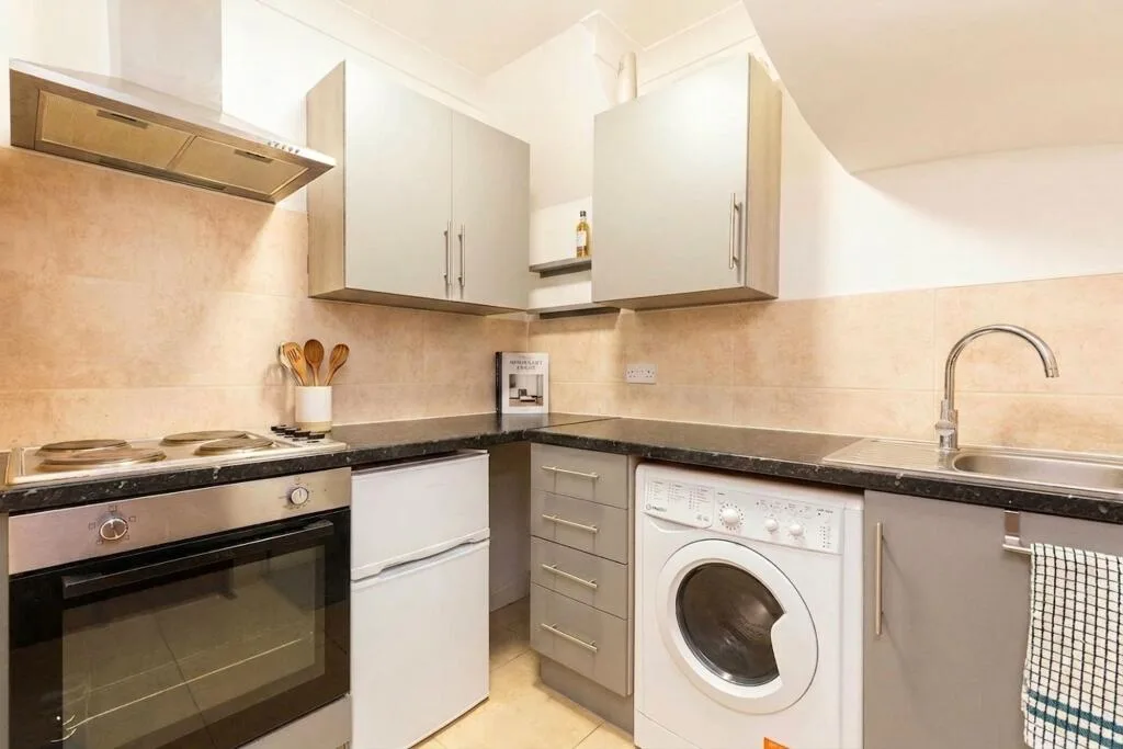 Studio flat for rent