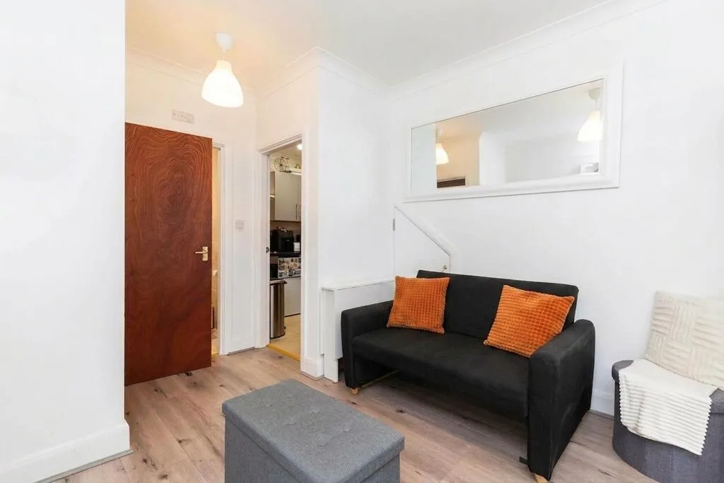 Studio flat for rent