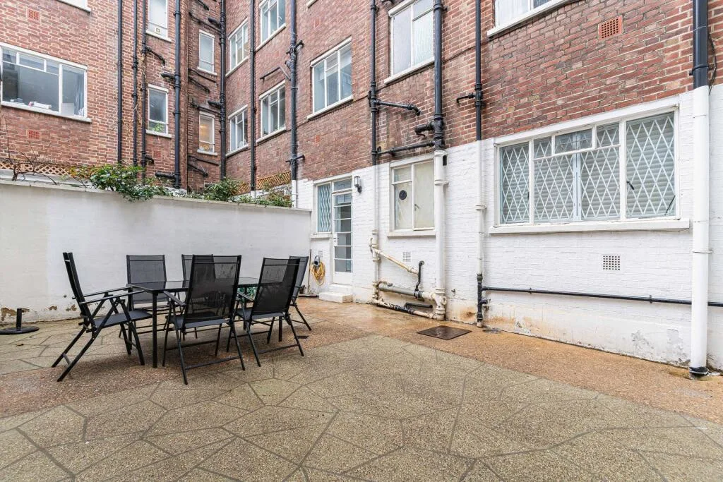 3 bedroom apartment for rent