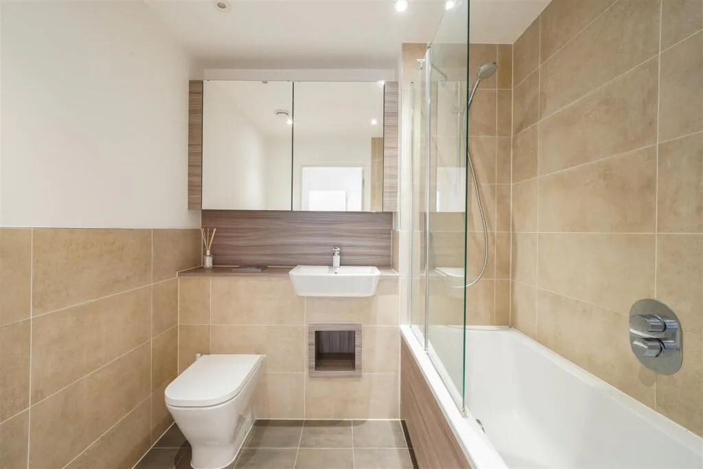 3 bedroom duplex for rent